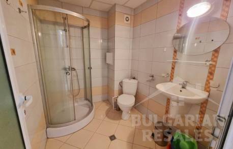 Super bargain! Three rooms in the complex 300 meters from the beach - Photo 15