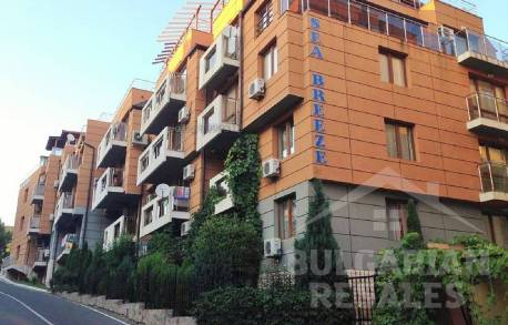 Просторно студио на пешеходно разстояние от плажа - Снимка 1