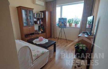 Mieszkanie z czterema sypialniami w kompleksie z basenem - Фото12