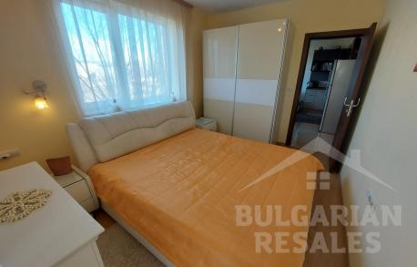 Mieszkanie z czterema sypialniami w kompleksie z basenem - Фото11