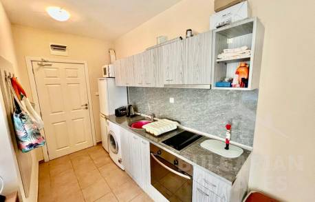 Byt na predaj v pokojnej štvrti letoviska - Фото4