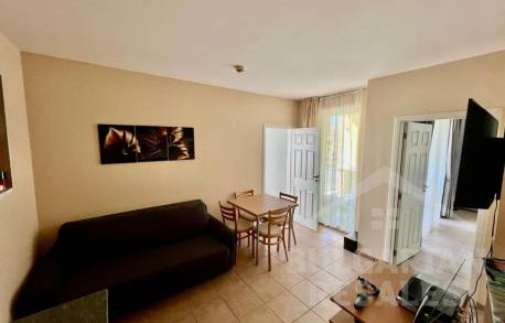 Byt na predaj v pokojnej štvrti letoviska - Фото5