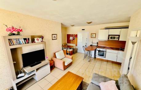 Апартамент с 2 спални и добро планиране  - Снимка 2