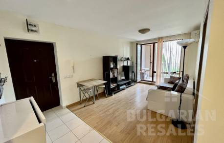 Byt v krásnej štvrti obklopený zeleňou a tichom! - Фото5