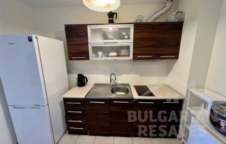 Byt v krásnej štvrti obklopený zeleňou a tichom! - Фото4