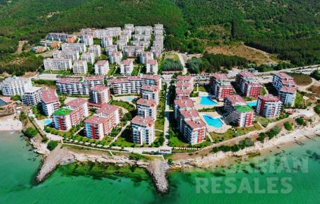 Apartment with a gorgeous view of the sea and the forest - Photo 17