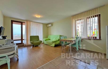 Krásny s veľkou panoramatickou terasou! - Фото4