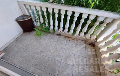 Супер цена! Студио в затворен комплекс с плувен басейн - Снимка 5