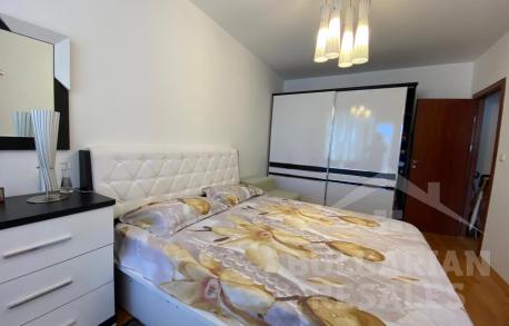 Добър апартамент недалеч от морето в Свети Влас - Снимка 9