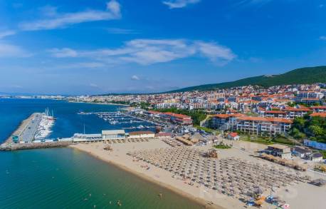 Apartmán s 2 spálňami v modernej časti mesta Sveti Vlas - Фото18