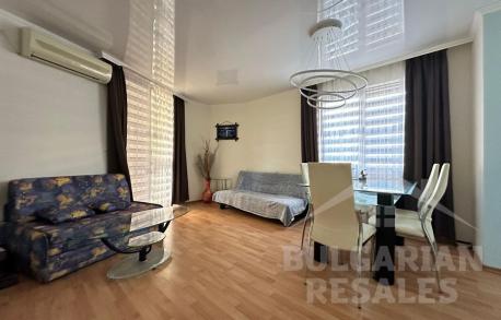 Изглед към морето и басейна, 2 спални, готов за нанасяне апартамент - Снимка 13