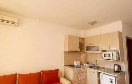 Beautiful pool view, not expensive  - Photo 3