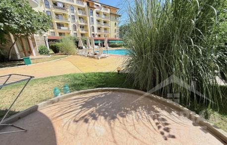 Комфортен апартамент за живот и почивка - Снимка 11