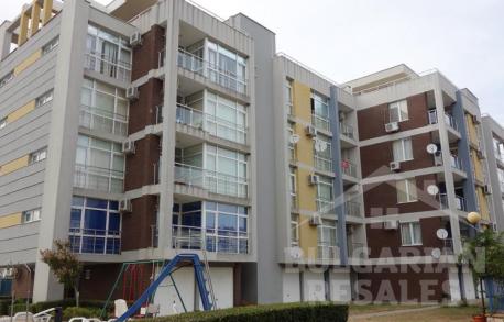 Апартамент с добро обзавеждане в комплекс „Sun City 2“ - Снимка 1