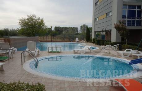 Апартамент с добро обзавеждане в комплекс „Sun City 2“ - Снимка 3