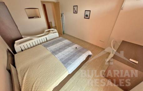 Просторные апартаменты с двумя спальнями в 