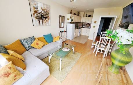 Отличен апартамент за живеене или почивка в района на Cacao Beach - Снимка 1