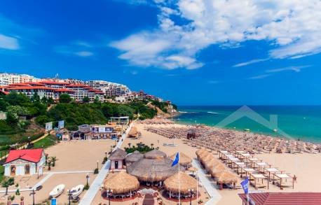 Апартамент в Свети Влас на първа линия, комплекс „Sun Coast“ - Снимка 15