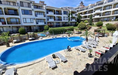 Luxury townhouse in a beachfront complex in Sveti Vlas - Photo 14