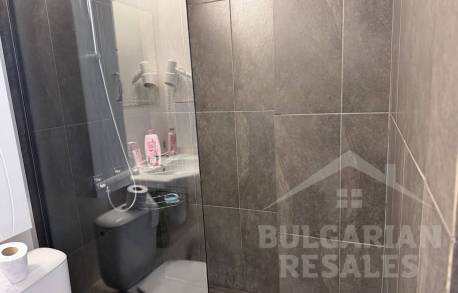 Na predaj zrekonštruované štúdio v letovisku Sunny Beach s výhľadom na bazén - Фото10