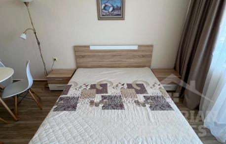 Nice apartment in a complex on the first line - Photo 5