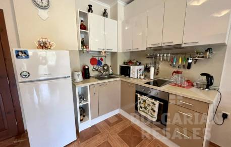 First line and pool view! Apartment in “Sun Wave” - Photo 2