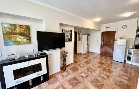 First line and pool view! Apartment in “Sun Wave” - Photo 5