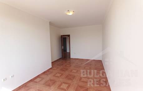 Нов апартамент на първа линия на брега на морето! - Снимка 10