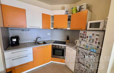 Pool view, apartment in good condition, Sunny Beach - Photo 9