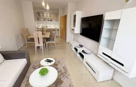 Newly renovated apartment with pool view, Sunny Beach resort - Photo 3