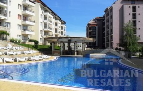View to the pool! Complex “Sunny Beach Hills” - Photo 2