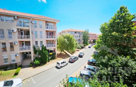 Апартамент с една спалня в тих район на курорта - Снимка 10