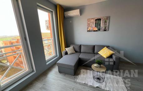 Great price! Nice renovated apartment in Sunny Beach - Photo 2