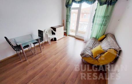 Супер цена и вид на бассейн! Квартира в 