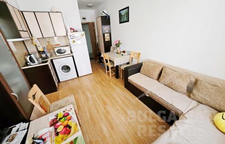 Affordable comfortable apartment in a complex with a swimming pool - Photo 2