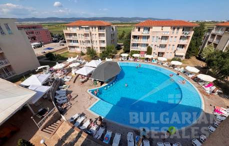 Two bedrooms, new furniture, pool view - Photo 11