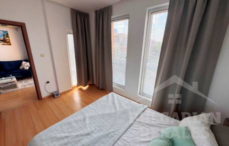Two bedrooms, new furniture, pool view - Photo 7