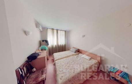 Изглед към басейна! Апартамент в комплекс „Sunset Beach 2“ - Снимка 14