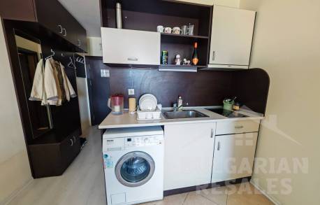 Affordable studio with pool view in Sunny Beach - Photo 4