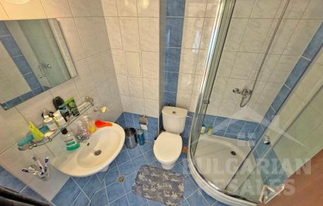 Inexpensive flat overlooking the pool - Photo 8