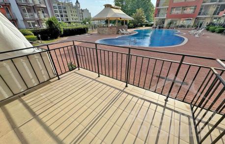 Inexpensive flat overlooking the pool - Photo 5