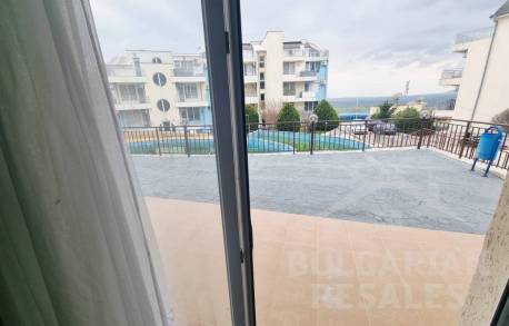 Niedroga kawalerka w kompleksie z basenami i rozległym terenem - Фото9