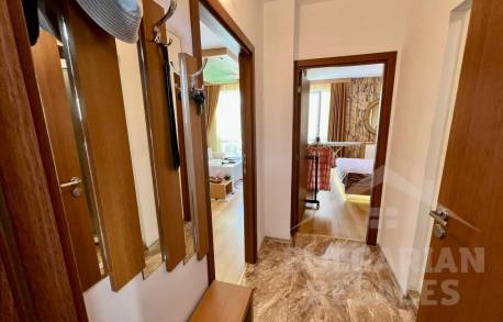 Byt s modernou úpravou a nábytkom - Фото9