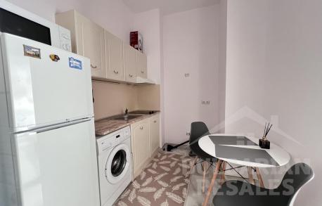 Byt s novým nábytkom, prvá línia, bočný výhľad na more! - Фото2