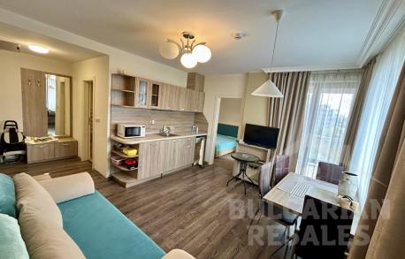 Уютен тристаен апартамент в престижен комплекс - Снимка 3