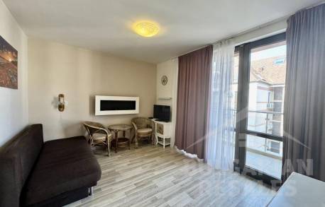 Ładny, jasny apartament z widokiem na basen - Фото3