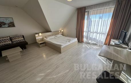 Spacious studio with pool view in “Tarsis 2” - Photo 2