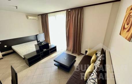 Priestranné štúdio v prestížnom komplexe s aquaparkom „Tarsis 1“ - Фото8