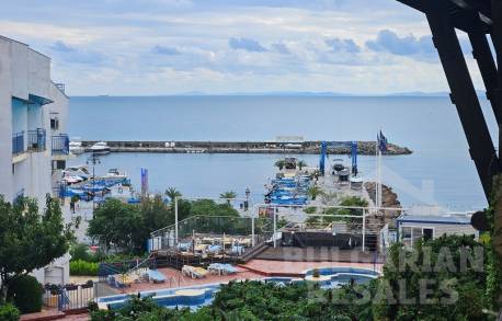 Výhľad na more, prestížna lokalita, apartmán s 1 spálňou, Sveti Vlas - Фото1