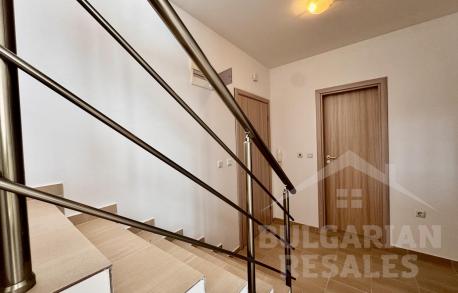 Без такса за поддръжка! Мезонет с панорамна гледка към морето - Снимка 8